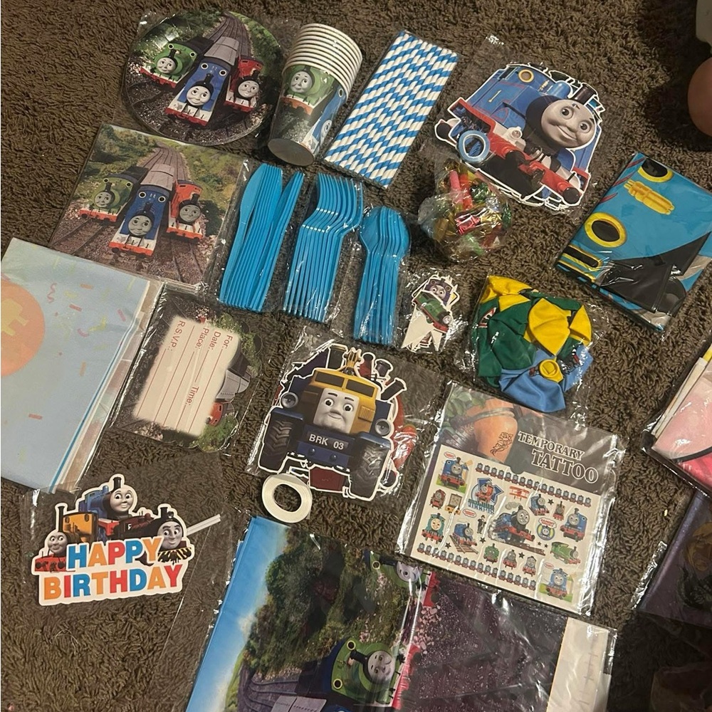 Thomas the Tank Engine Party Supplies Set